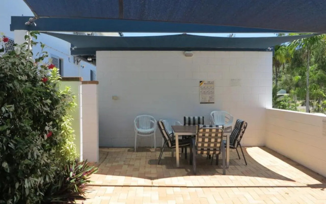 Paradise Apartments Unit 2