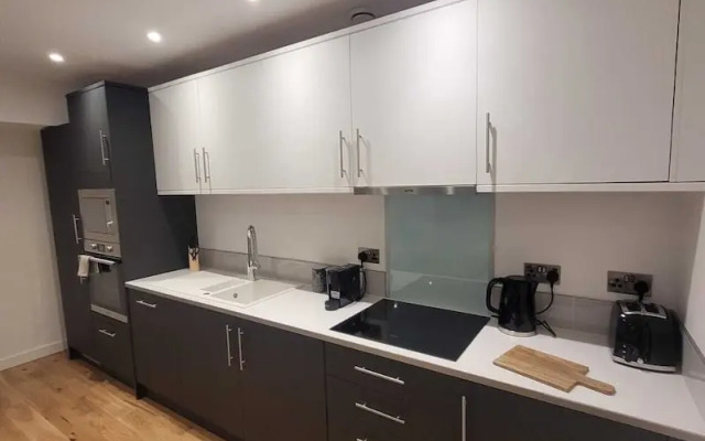 Luxury 1 Bed Flat In The Heart Of Rochester