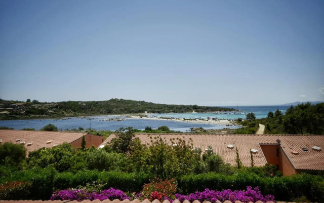 Porto Coda Cavallo Apartaments