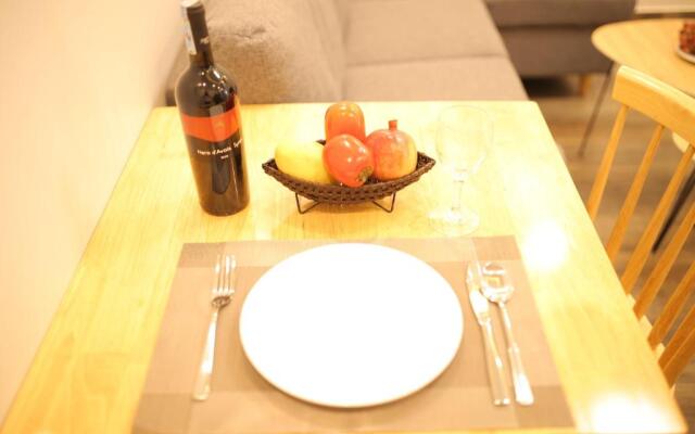 Lee Apartment & Hotel