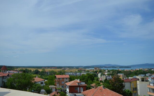 Family hotel Neptun Lozenets