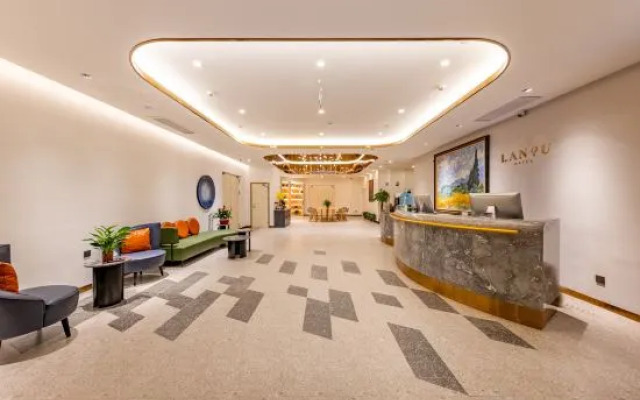 LANOU Hotel (Beijing Shilihe Subway Station Panjiayuan)