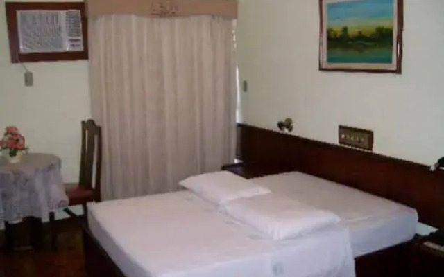 Hotel Vale Verde