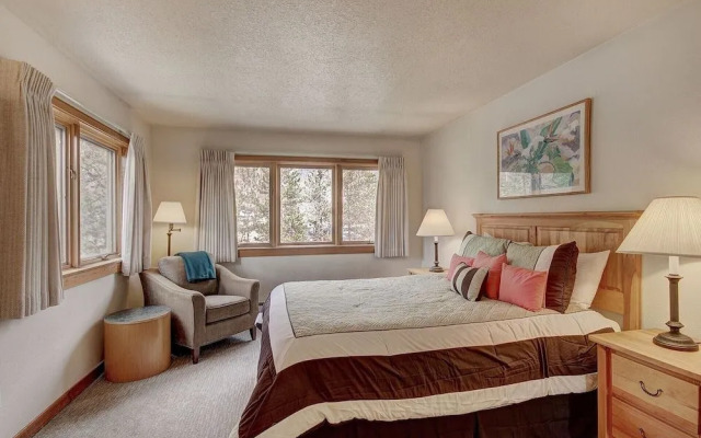 1638 Quicksilver - 3 Br Condo