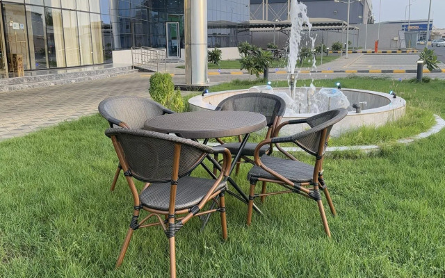 Hotel AlMada Alarabia