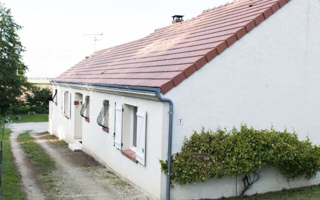 ZenBreak - Charming House in Neuvy