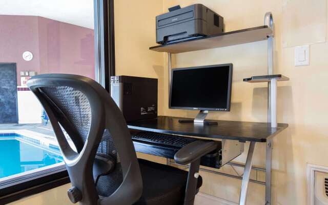 Quality Inn Monee I-57