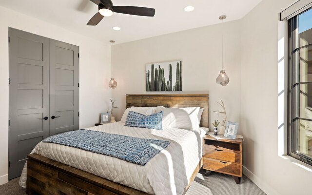 Snow Canyon Retreat #13 by RedAwning