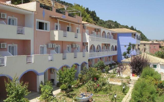 Agoulos Beach Hotel