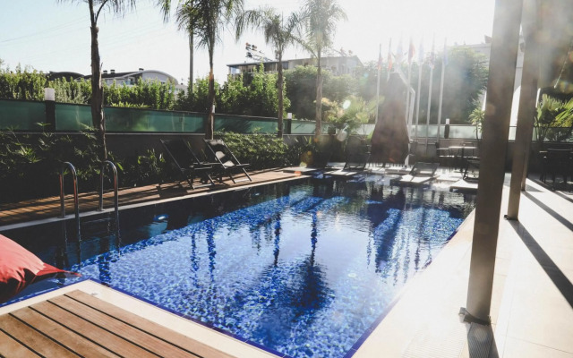 Laren Sea Sıde Hotel & Spa