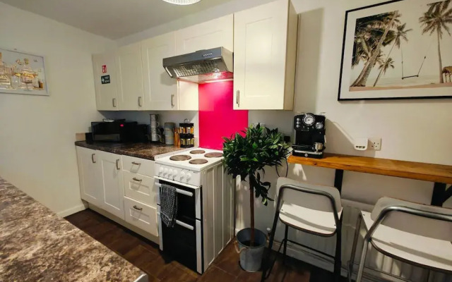 2BR Fortuna Meadow in Belfast