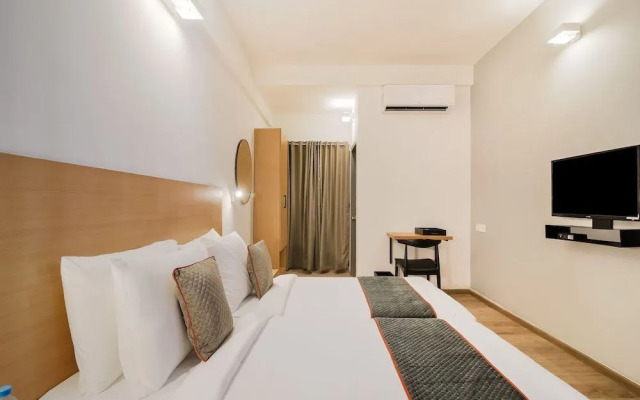 Srm by OYO Rooms