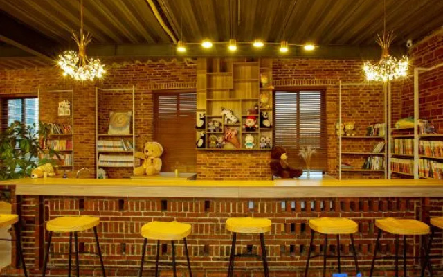 Zhigao Academy Homestay (Lingnan Normal University Chikan Old Street Scenic Area) – Restaurant – Zhanjiang