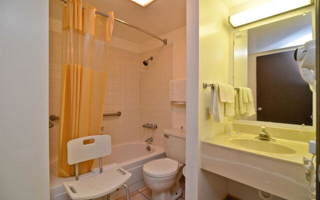 Americas Best Value Inn Warrenton