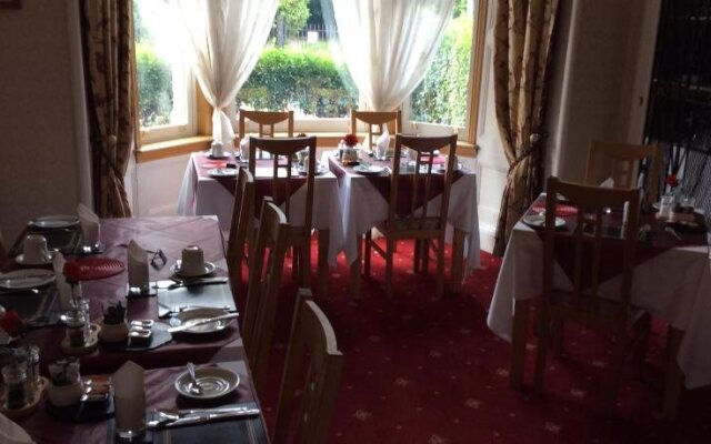 Mayfield Lodge