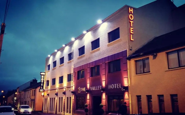 The Valley Hotel & Carriage Gardens