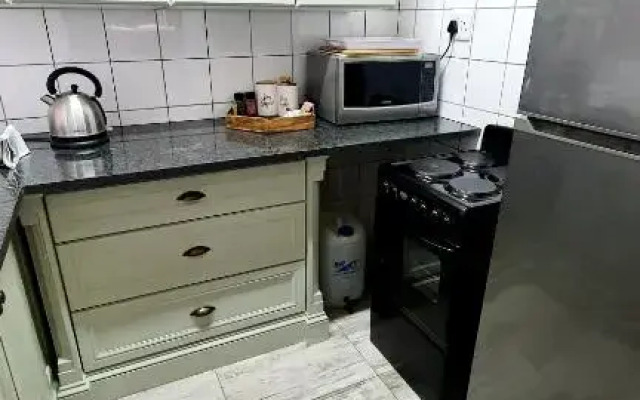 Laboria 102 & 103