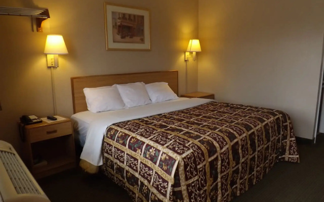 Executive Inn by OYO Kilgore North