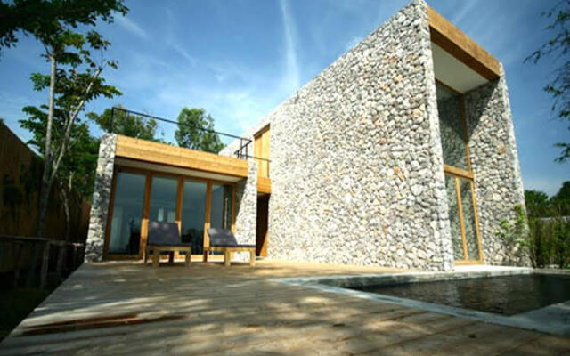 X2 Hua Hin Kui Buri Villas