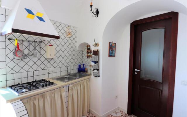 Estate4home - MAISON LIRIO