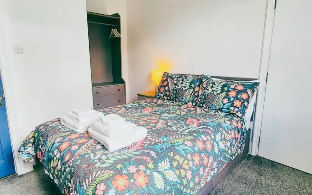 The Burford Hideaway