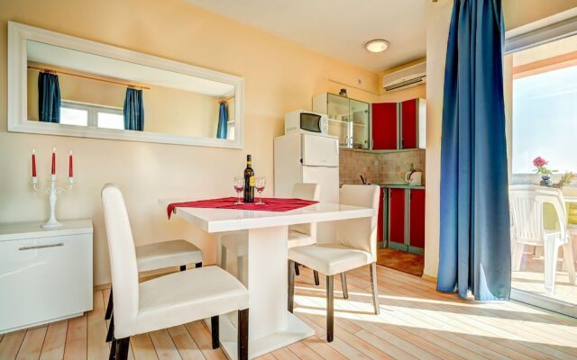 Melandura Dinji ka in Dinji ka