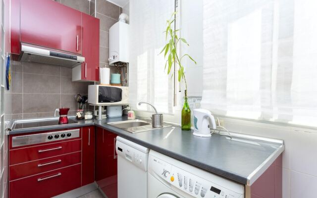 Apartment with 2 Bedrooms in Madrid, with Wifi