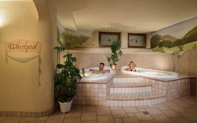 Alpine Nature Hotel Stoll