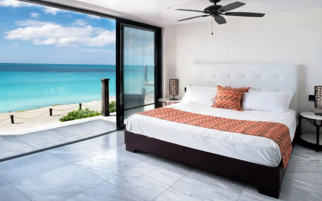 Tamarind Hills Resort & Villas