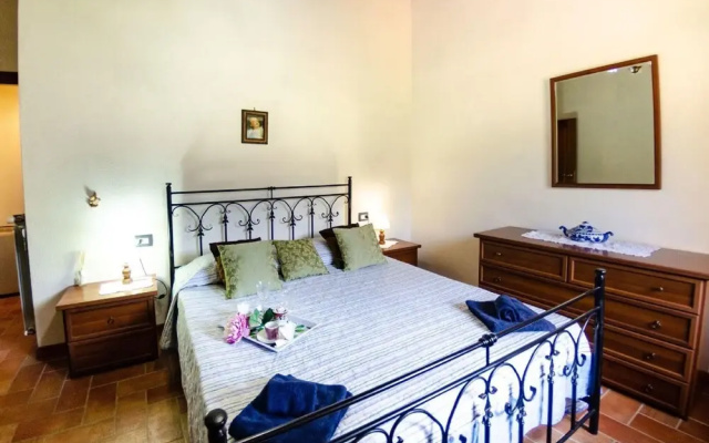 Spacious Cottage in Buti