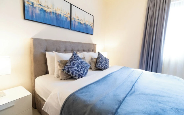 Reehan 1 - Happy Season - 2BR - Downtown