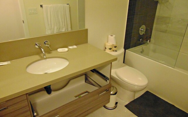 Executive Suites at St. Clair West