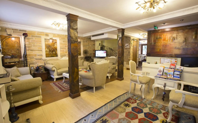 Sphendon Hotel