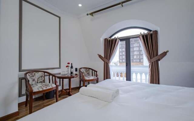The Art - Win Hotel