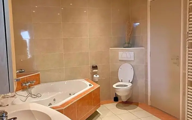 Boukje har Bêd en Brochje