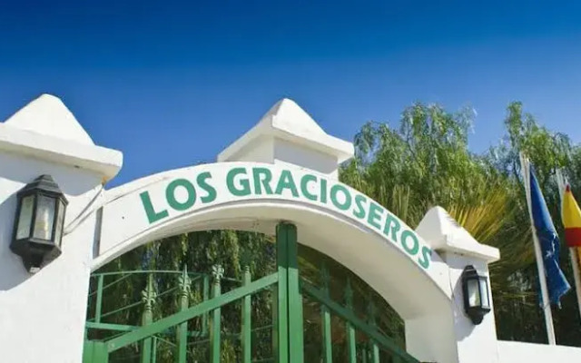 los gracioseros puerto del carmen luxury