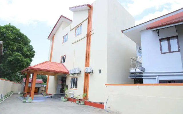 Cedar by OYO Rooms