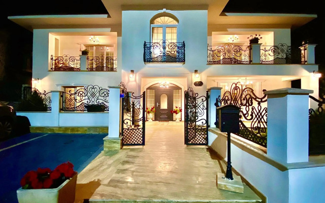 SaraDa Boutique Luxury Apartment