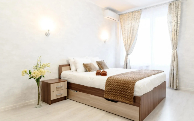 LetoApart (ЛетоАпарт) на улице Энгельса 93-230