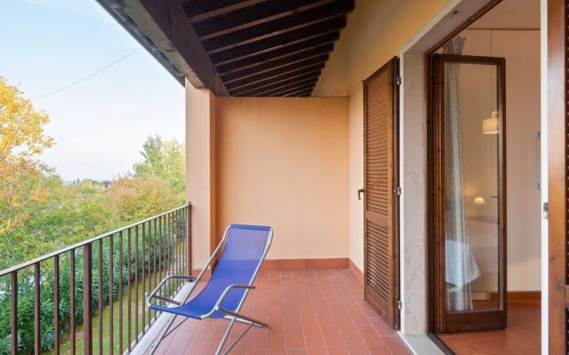 Gorgeous Home in Polpenazze del Garda With Pool