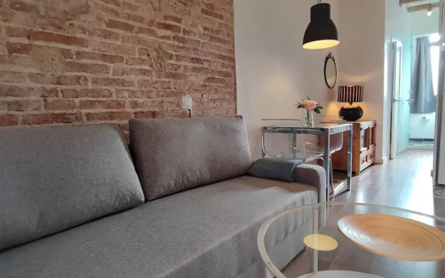 Catalan Comfort Near Sagrada Familia