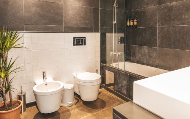 STAY&CO Lisbon Santa Apolonia