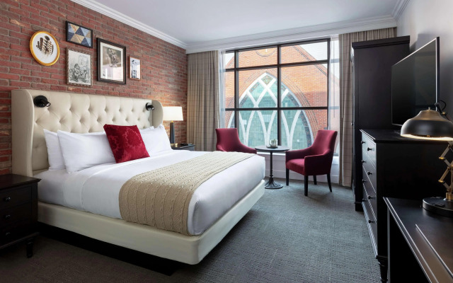 The Foundry Hotel Asheville, Curio Collection by Hilton