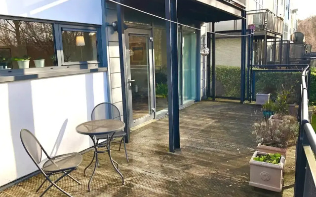 Canal View Apartment