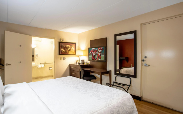 Red Roof Inn PLUS+ Baltimore-Washington DC/BWI Airport