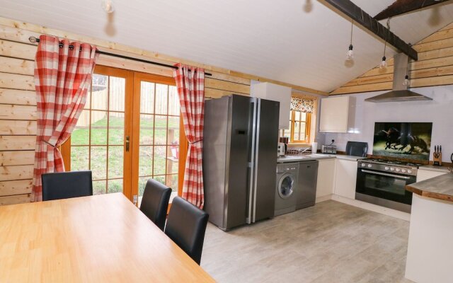 The Paddock, Llanbrynmair