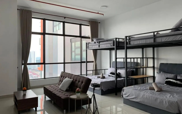 Austin 18, Friendly Sky by HomestayJB – Guest Rooms – Johor Bahru