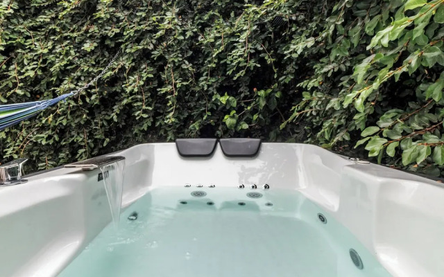 Gorgeous Villa Marina Vallarta, pool, Free Shuttle