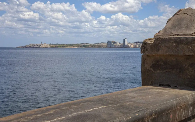 Malecón Blue Apartment