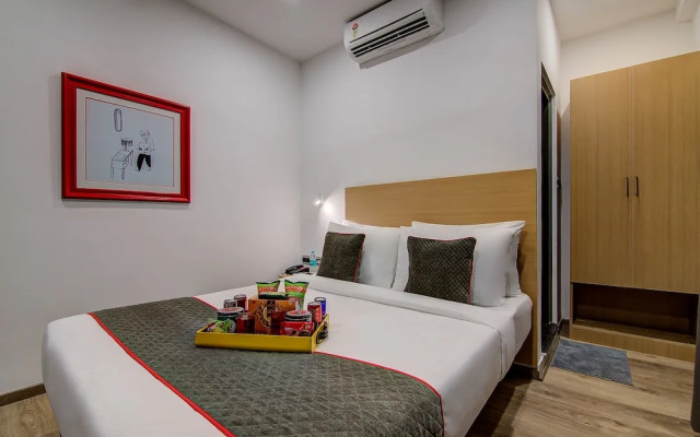 OYO Townhouse 040 Global Village Tech Park